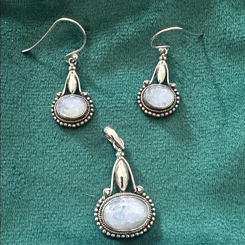Sterling Silver  Drop Earrings and Pendant Set